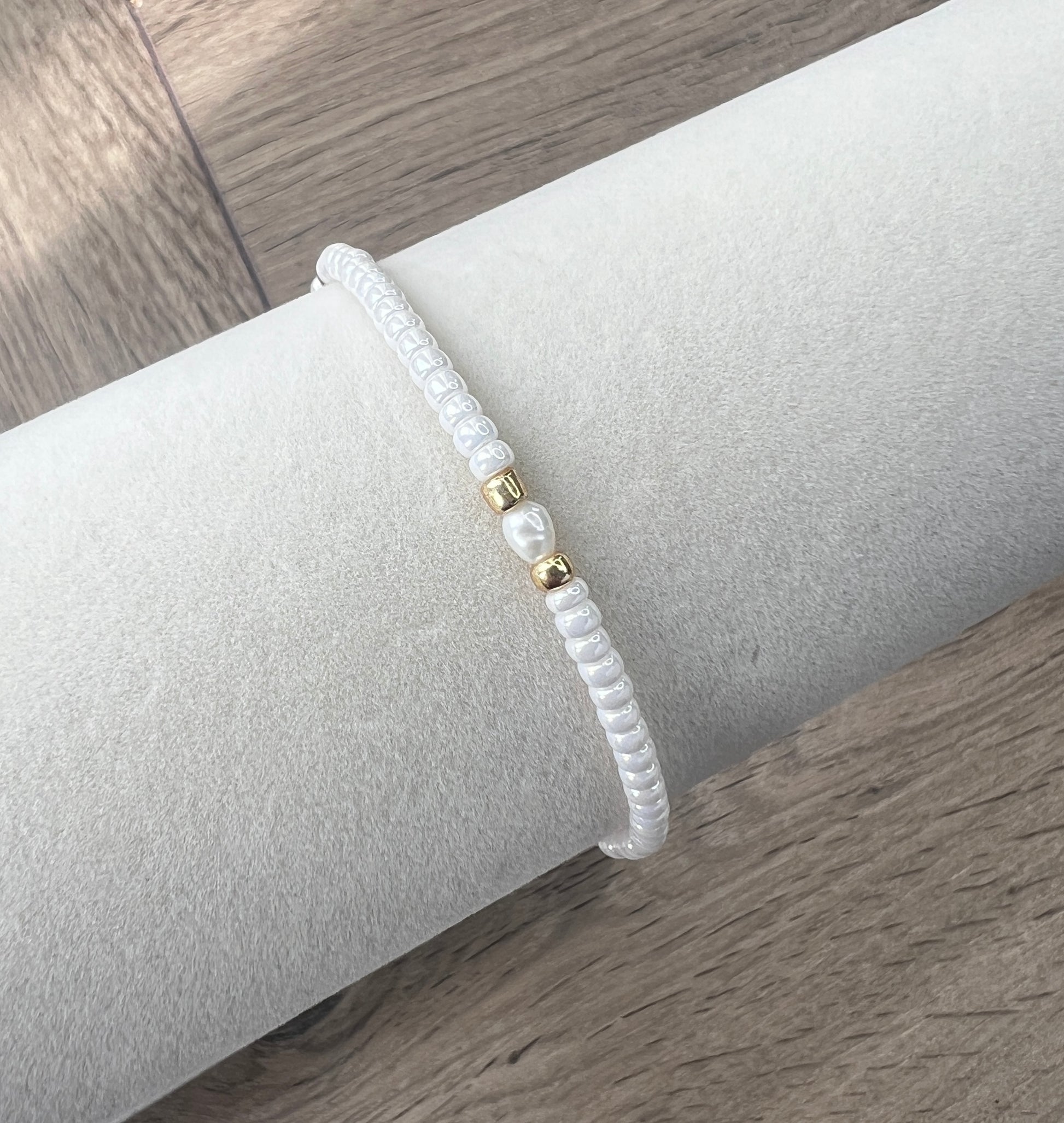 Pearl Glass Bead & Freshwater Pearl Bracelet