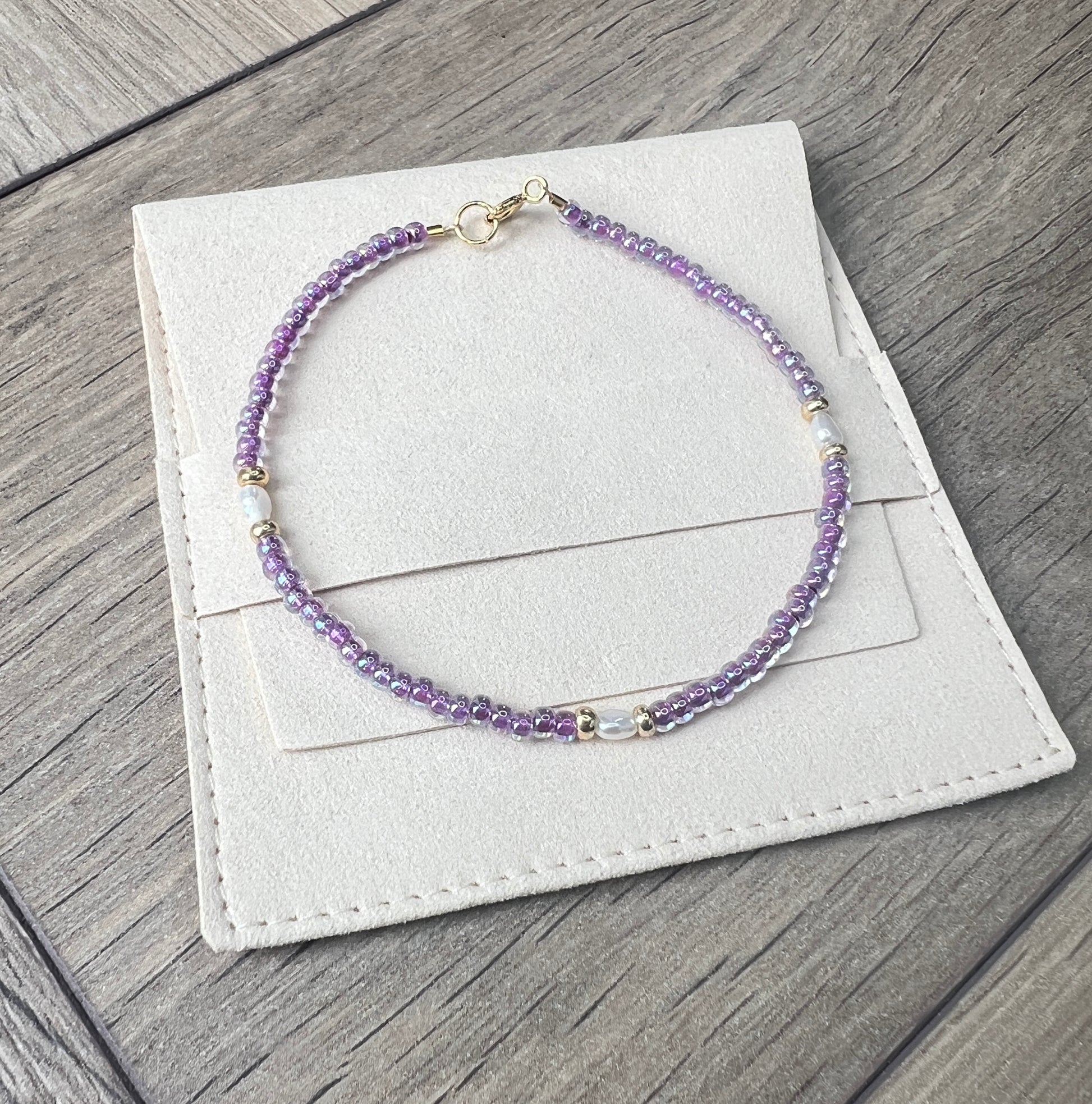 Raspberry-Lined Glass Bead & Freshwater Pearl Bracelet