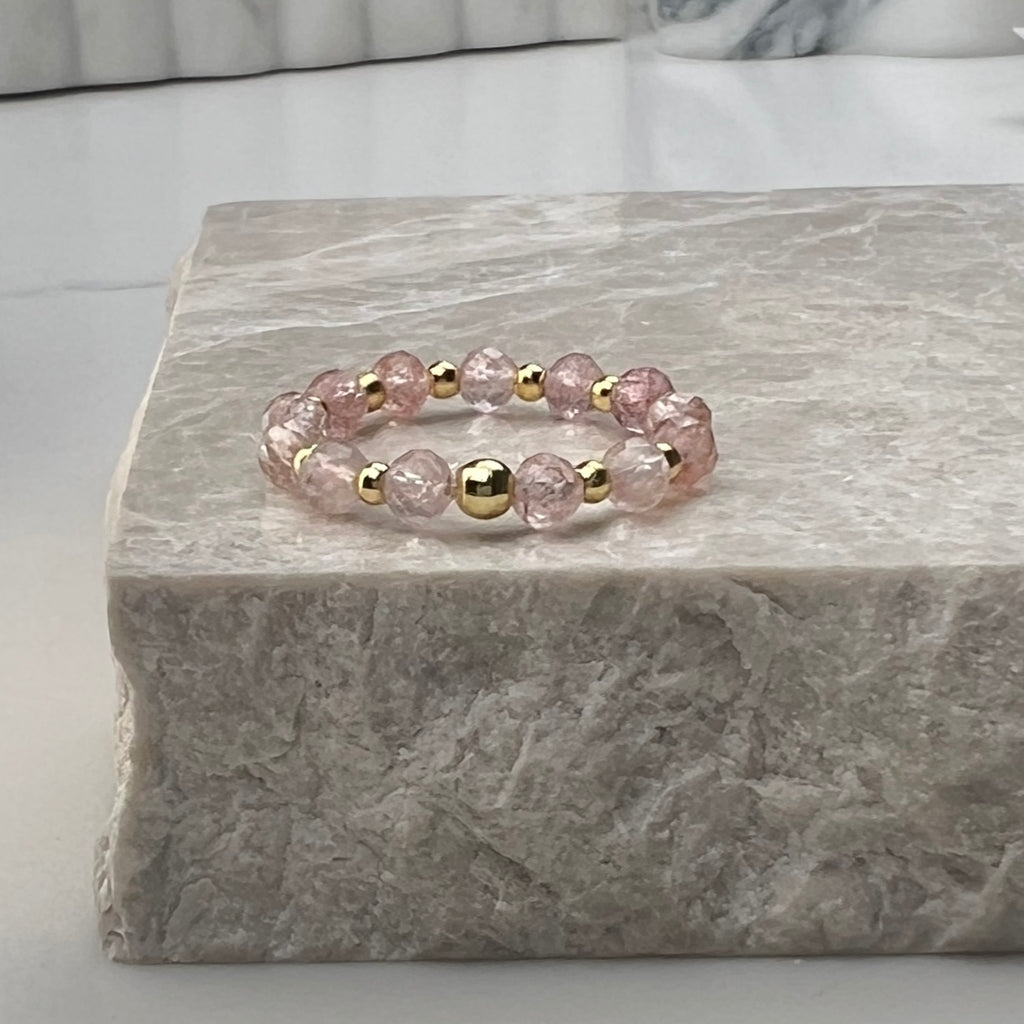 Strawberry Quartz Stretch Ring | Gold Plated