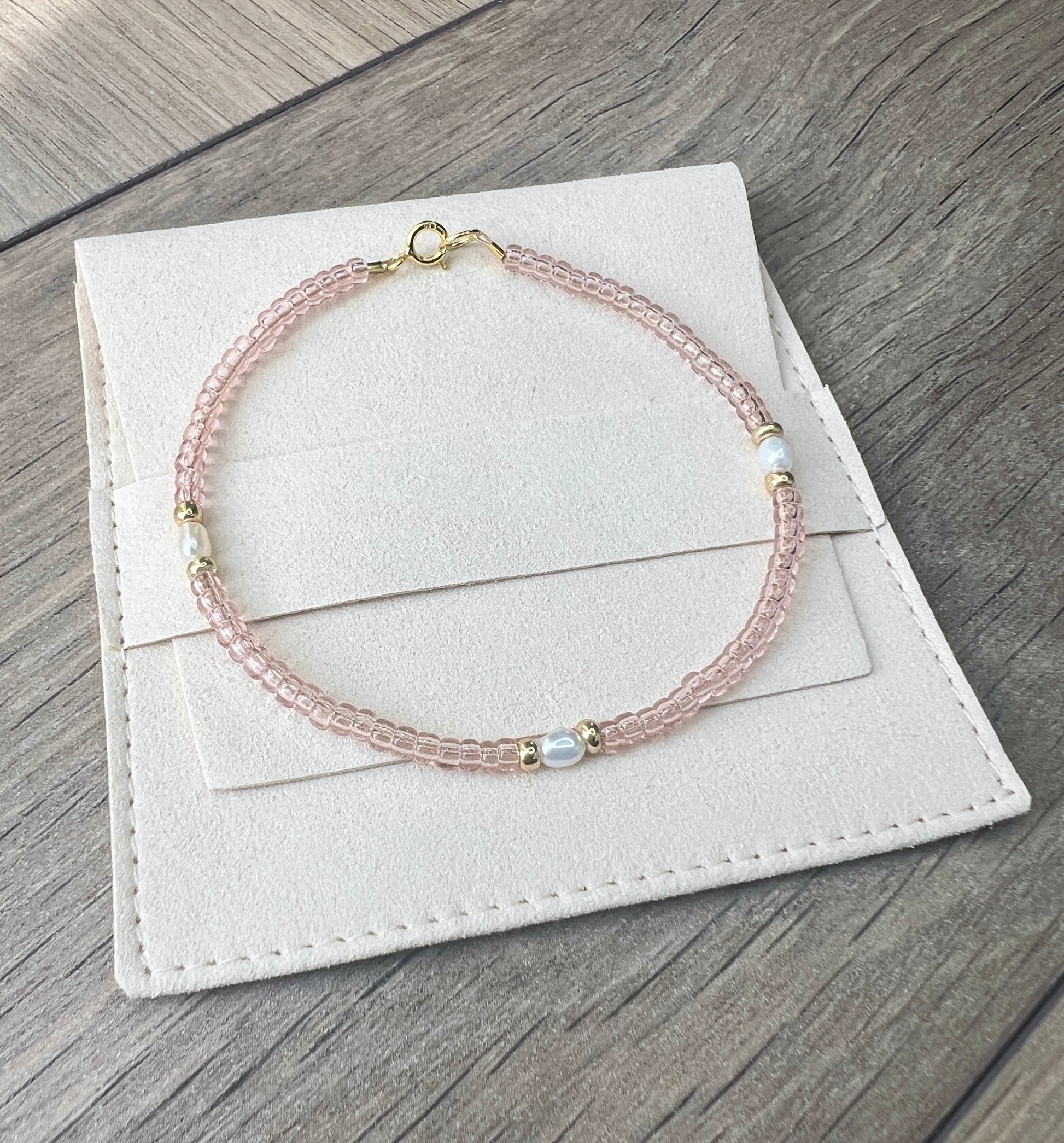 Blush Rose Glass Bead & Freshwater Pearl Bracelet