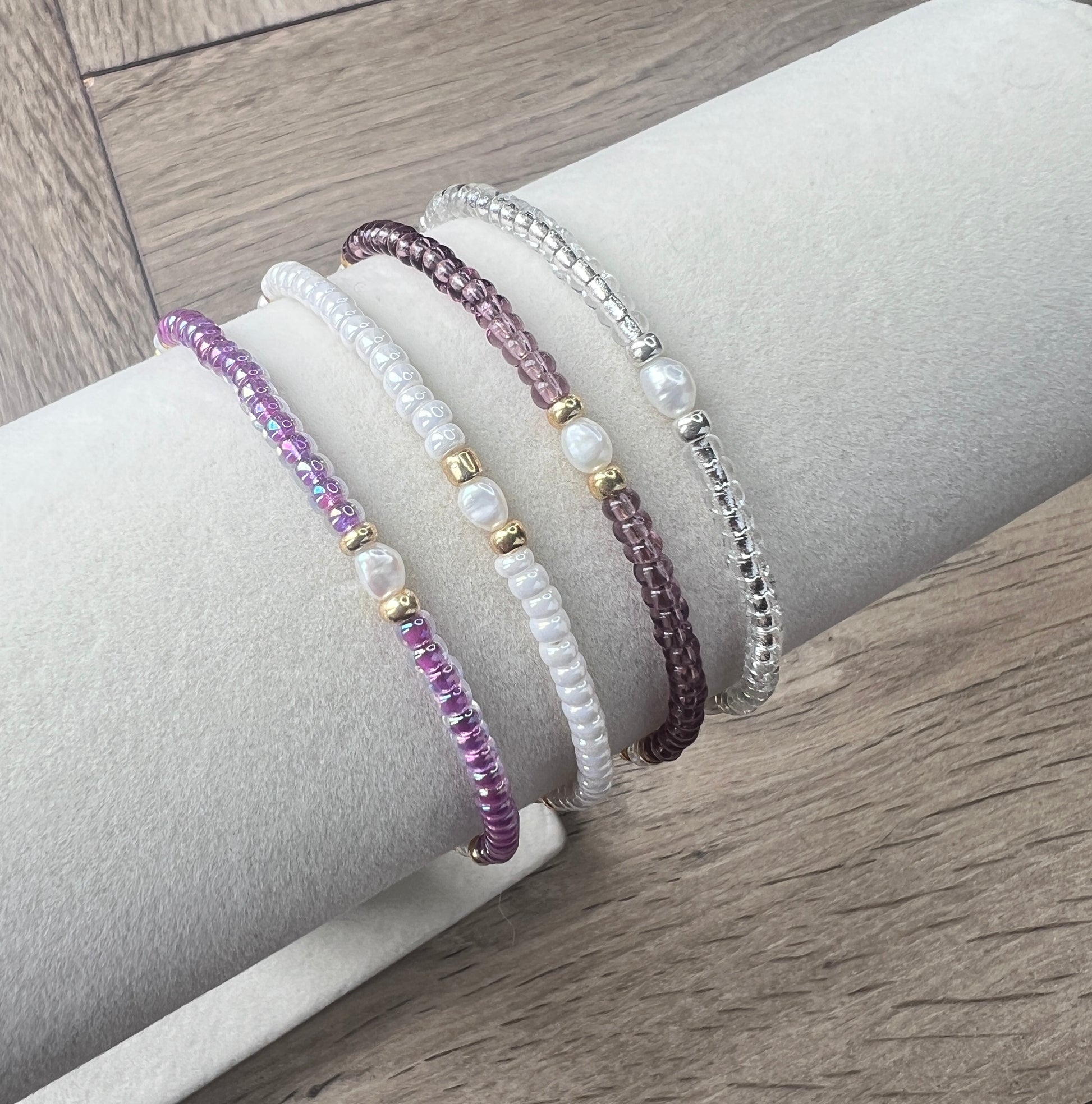 Light Amethyst Glass Bead & Freshwater Pearl Bracelet