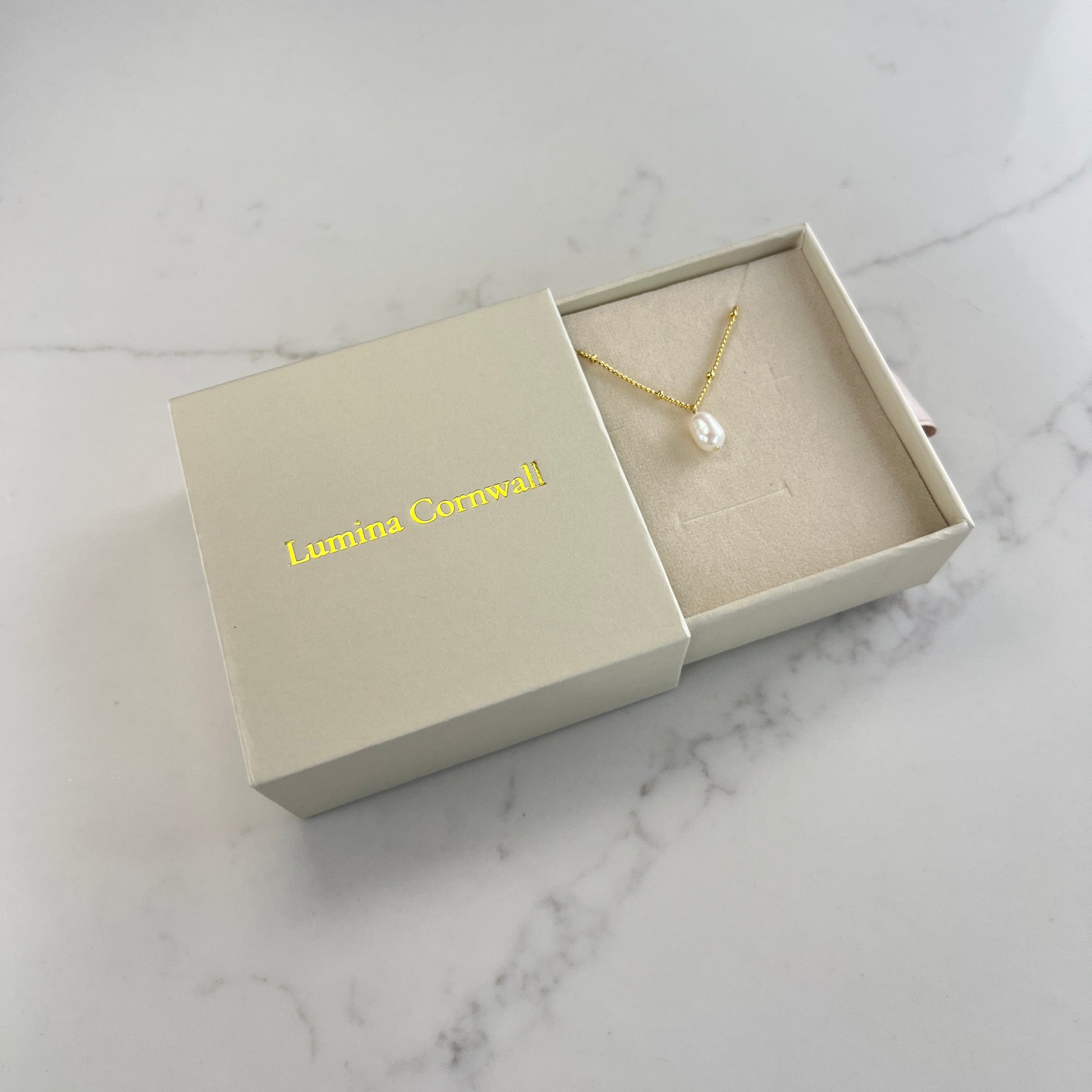 Freshwater Pearl Necklace | Gold