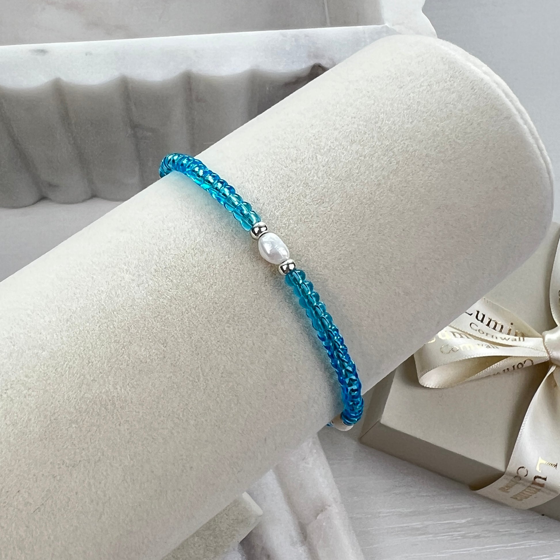 Glass Bead & Freshwater Pearl Bracelet
