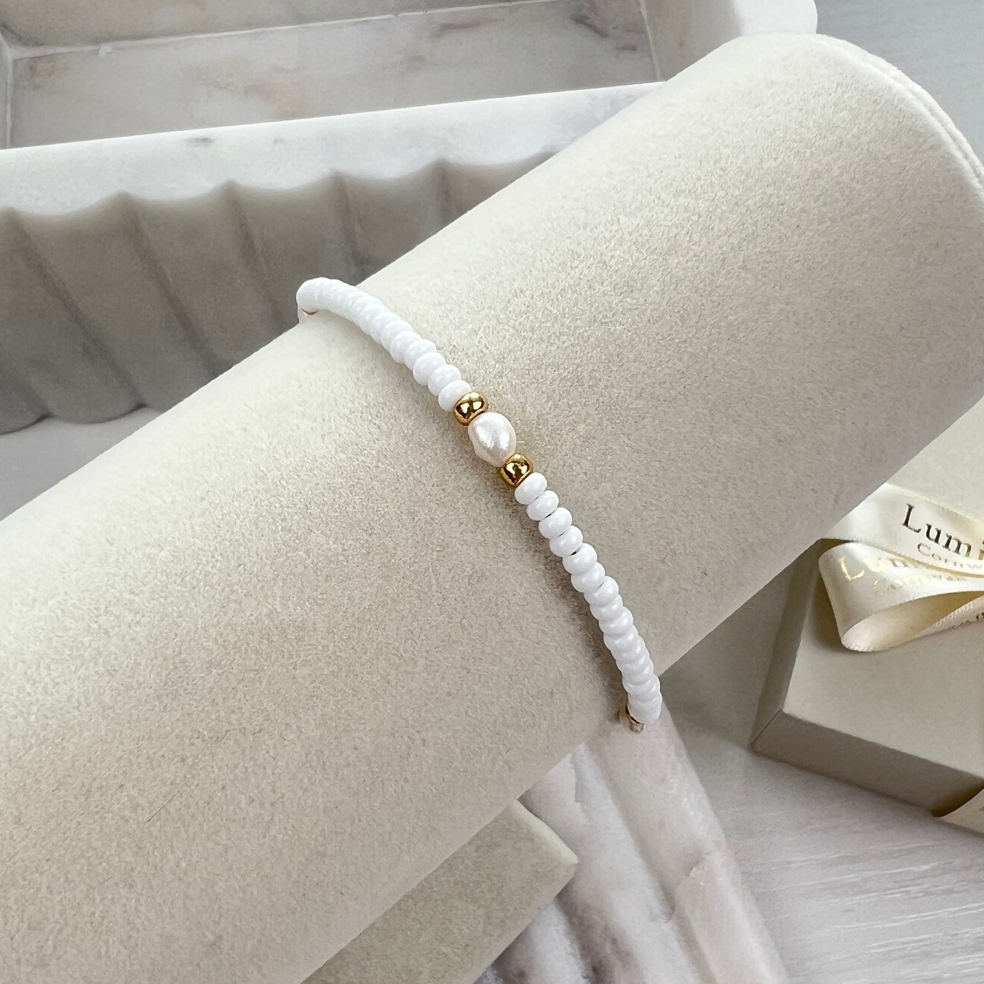 Glass Bead & Freshwater Pearl Bracelet