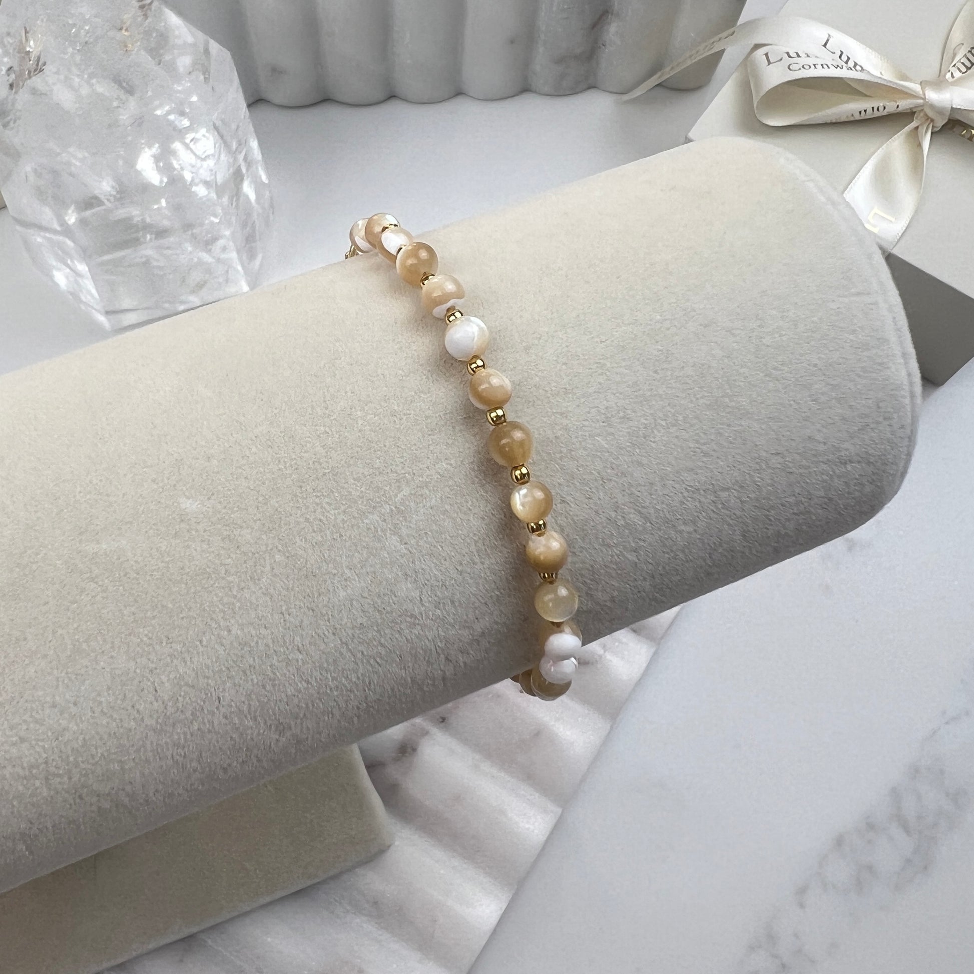 Natural Mother of Pearl Bracelet